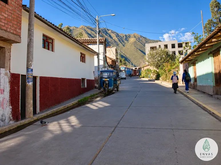 Vista de Terreno en Av. Rodriguez · Urubamba