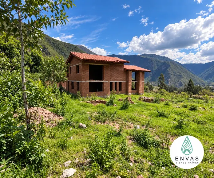 Vista de Terreno/House in Huayocari