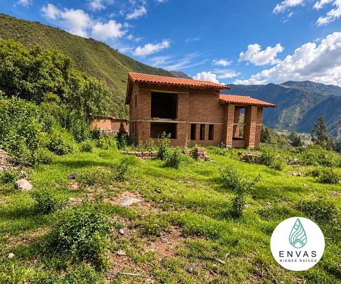 Vista de Terreno/House in Huayocari