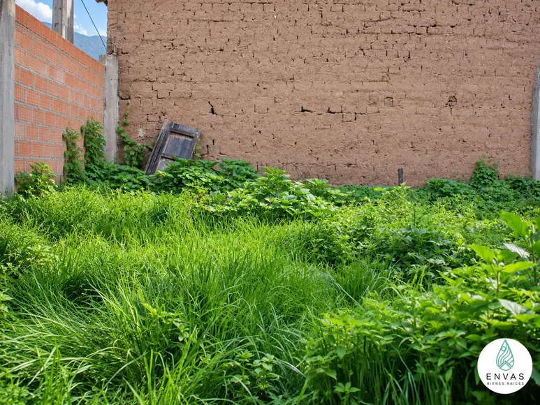 Terreno en Jiron Arica Con Sagrario · Urubamba