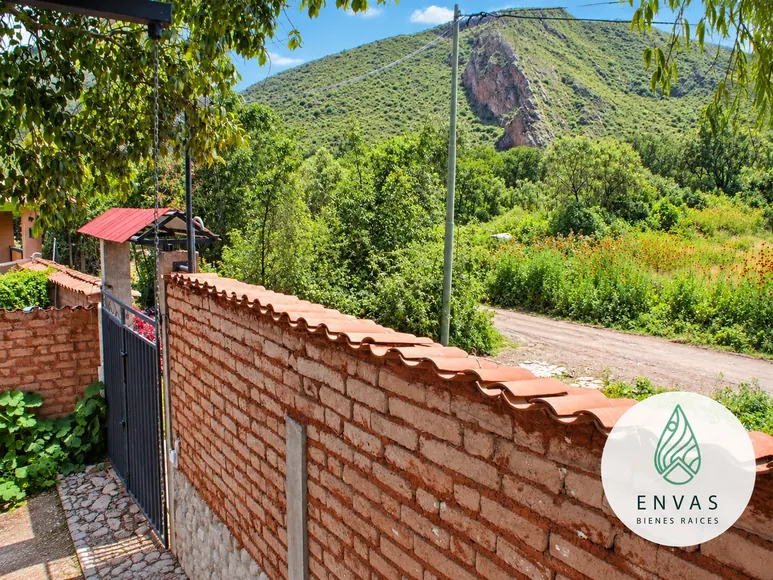 Vista de Casa en Media Luna · Urubamba