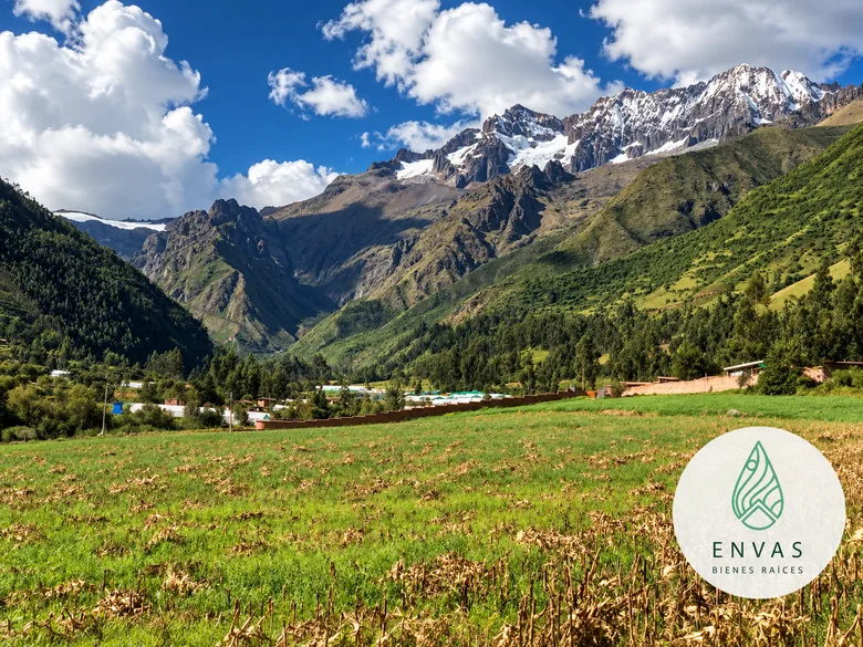 Vista de Terreno en Chicon · Urubamba